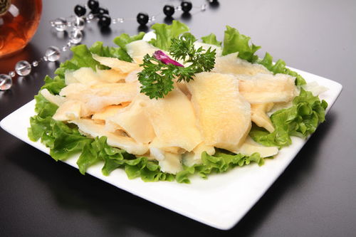 烧烤牛心管 传统食材料理的精髓与视觉艺术